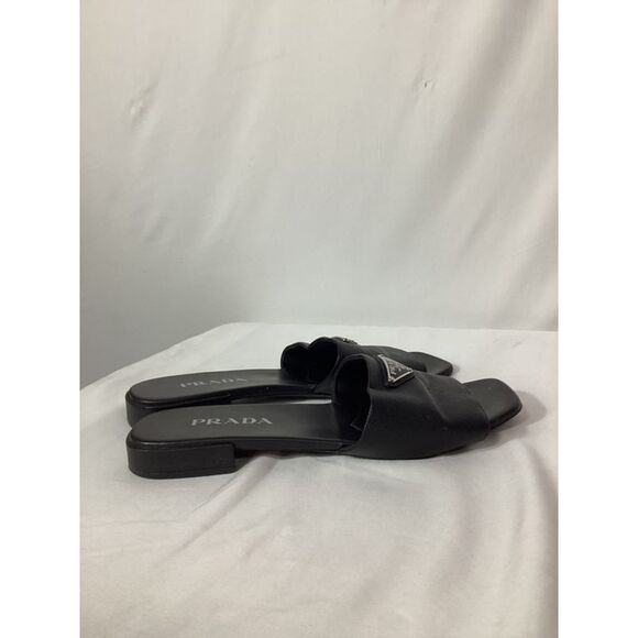 Prada Triangle-Logo Plaque Slide Flat Sandals in Black Leather - Picture 8 of 12